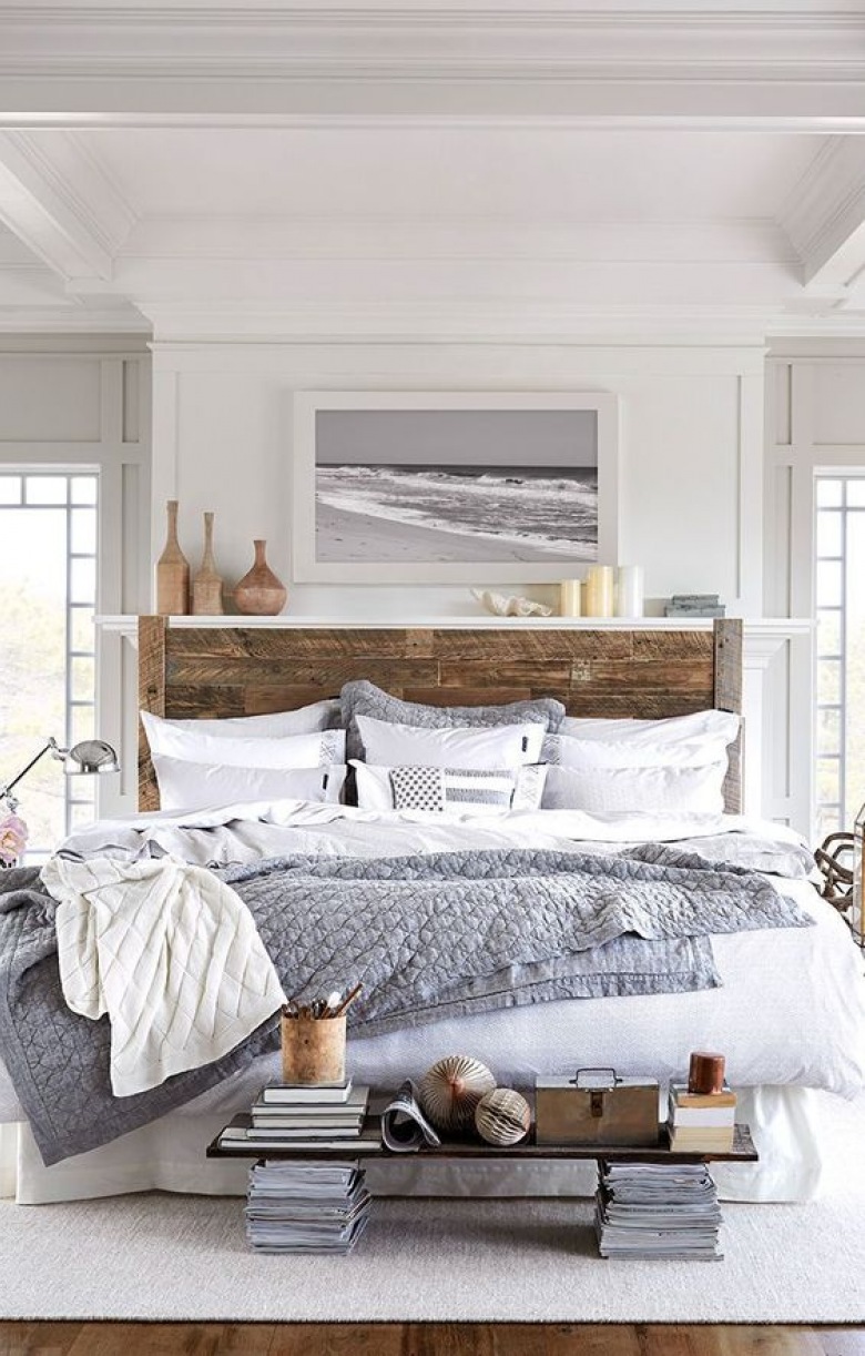 Drewniane łóżko w aranżacji szarej sypialni (51263)