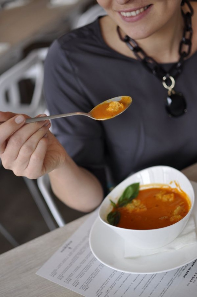 Z cyklu: Zimowe zupy ekspresowo. Krem pomidorowy z gruszką! | Make Cooking Easier (1185)