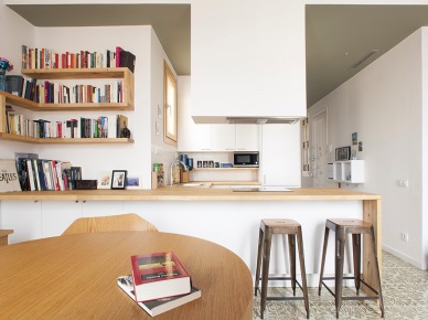 pomysł a na otwartą kuchnię z salonem w małym mieszkaniu - estetyczny, nowoczesny, z domieszką...