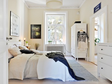 Jak urządzić białą sypialnię w stylu skandynawskim ? (23452)