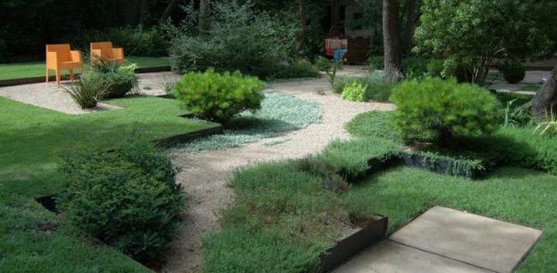 jeśli nie lubicie mocno kolorowych ogrodów i rabat, to obejrzyjcie te pomysły, które wydzielają strefy ścieżek i...
