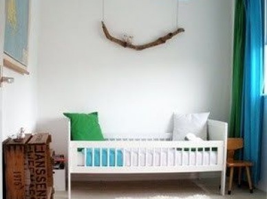 Jak wykorzystać drewniane skrzynki w dekoracji pokoju dla dziecka ? (24290)