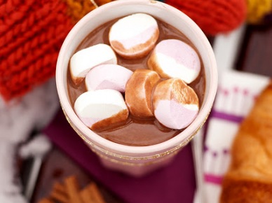 Yummy Lifestyle - Z uwielbienia dla jedzenia.: Gorąca czekolada cynamonowa. (9283)