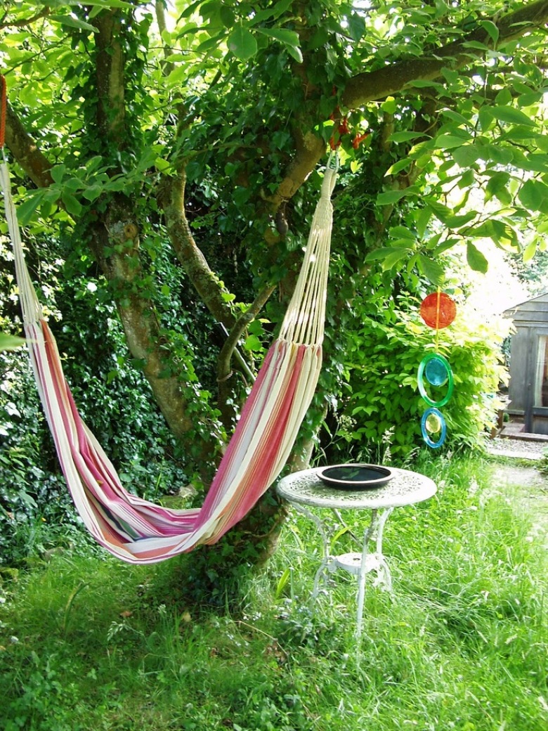 nie wiecie jak urządzić taras lub ogród na czas letniego wypoczynku ? spójrzcie na sympatyczne inspiracje ze stołami,...