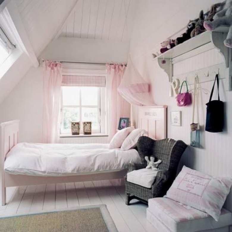 Różowy pokój dla dziewczynki, nastolatki (32175)