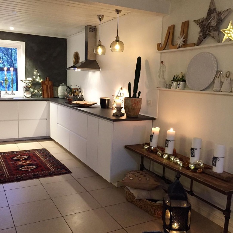 Wnętrza tygodnia z instagramu, czyli aranżacja otwartej kuchni oraz salonu ze stolikiem z palety (52016)