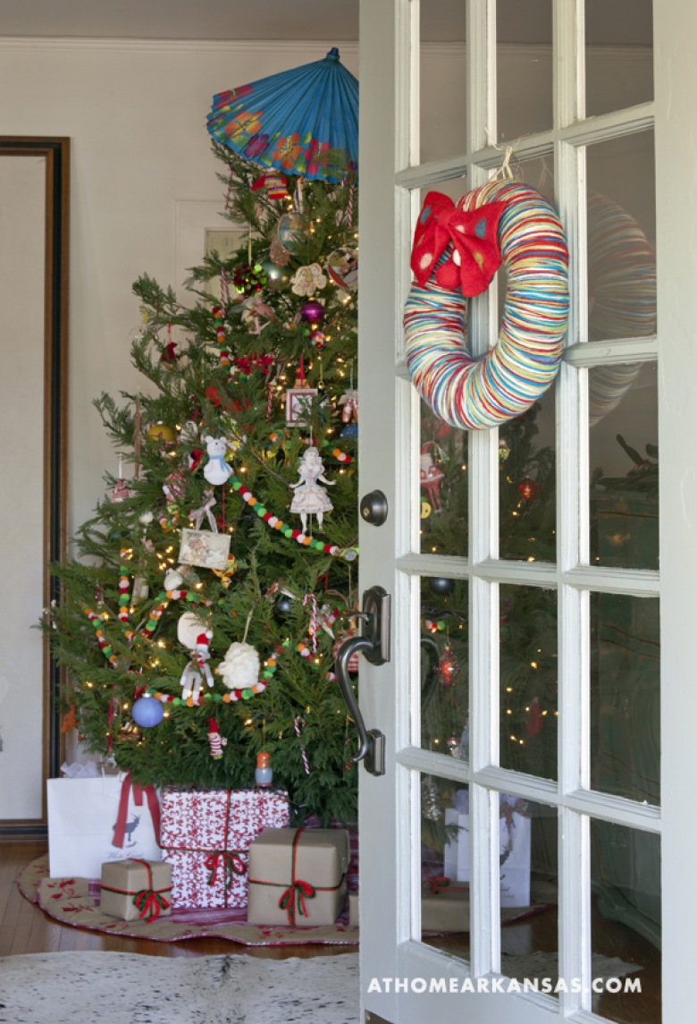 Oryginalna  dekoracja świątecznej  choinki (19936)