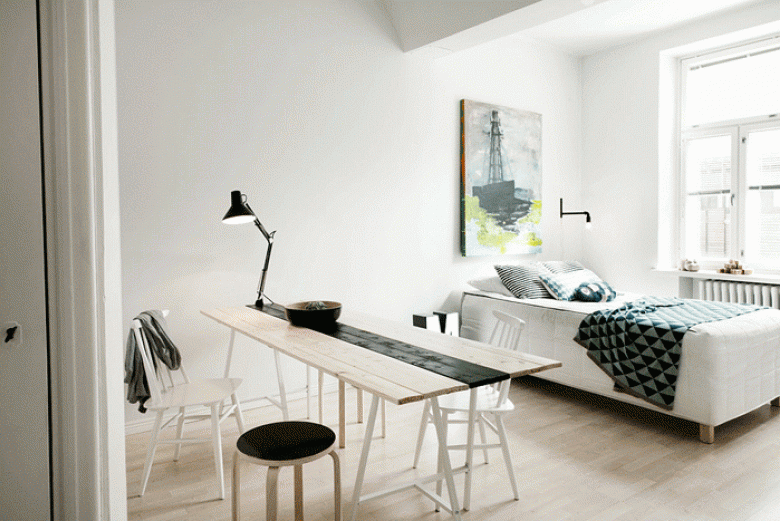 Skandynawska prostota w uroczej i nowoczesnej aranżacji mieszkania pełnego świetlistych odcieni bieli, szarości i...