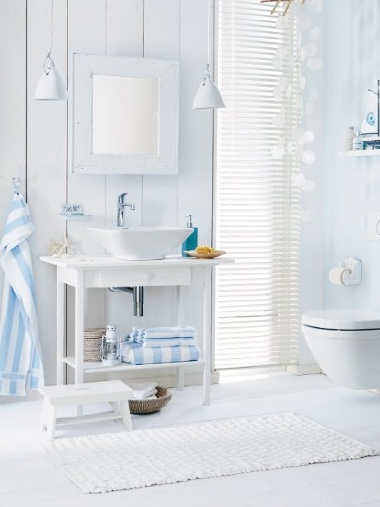 Łazienki w stylu śródziemnomorskim - niebieskie łazienki zdjęcia i inspiracje | Lovingit (9478)