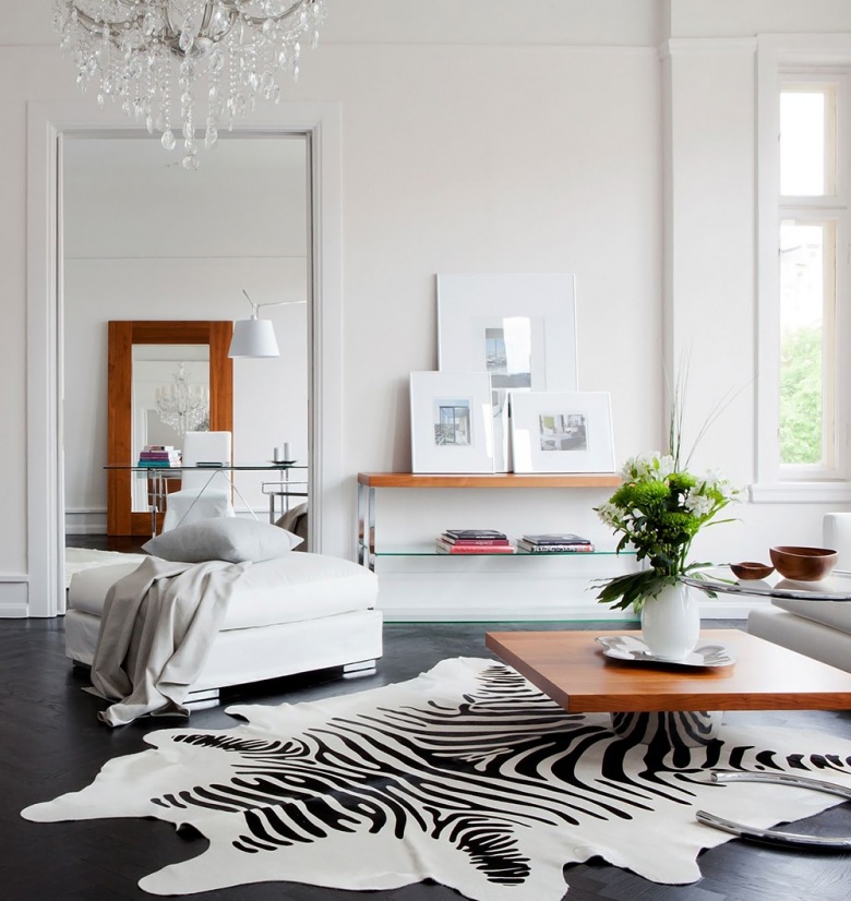 kolejny piękny salon w skandynawskim stylu - biały, estetyczny i ujmujący.