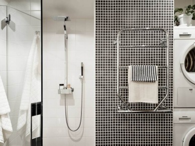 Jak łączyć białe i czarne kwadratowe płytki na ścianie w łazience ? (26866)