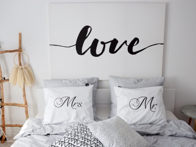 Romantyczna typografia w sypialni (50809)