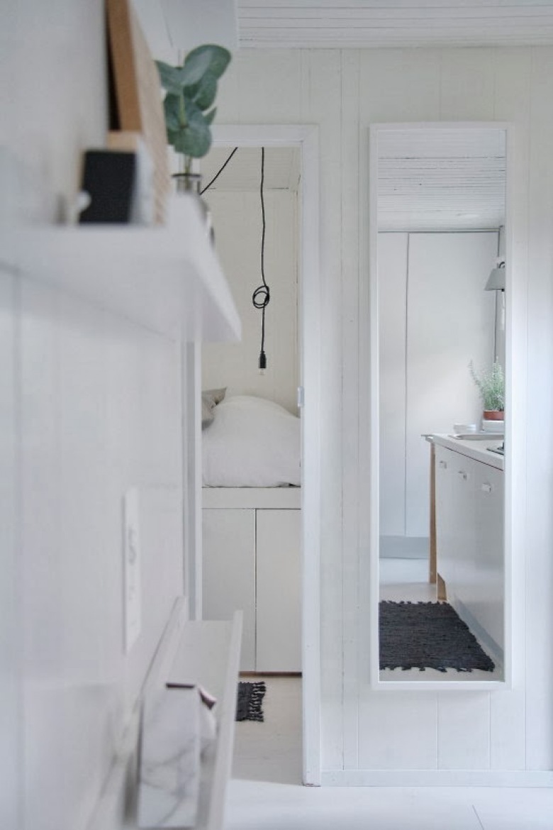 uroczy i prosty domek w skandynawskiej, świeżej aranżacji - bez zbytecznych dekoracji, minimalistyczny i bardzo...