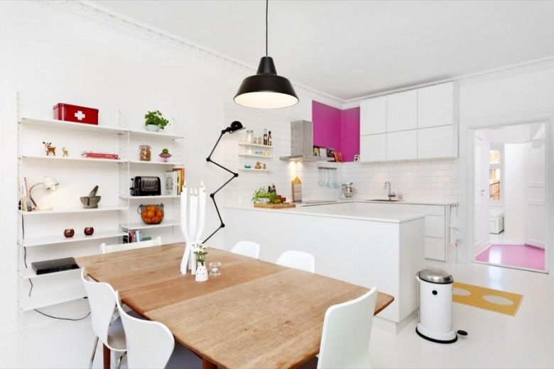 nieskazitelny, estetyczny,piękny  - aranżacja mieszkania w bieli w stylu skandynawskim - to przestronny i pełen światła...
