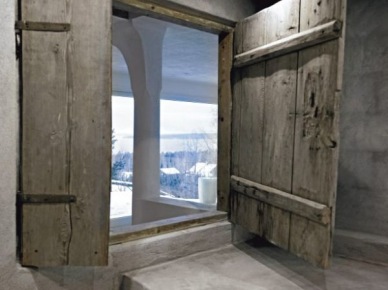 Drewniane wrota okna w łazience (17711)