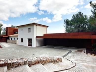 Kubik - nowoczesna architektura na Majorce. (14571)
