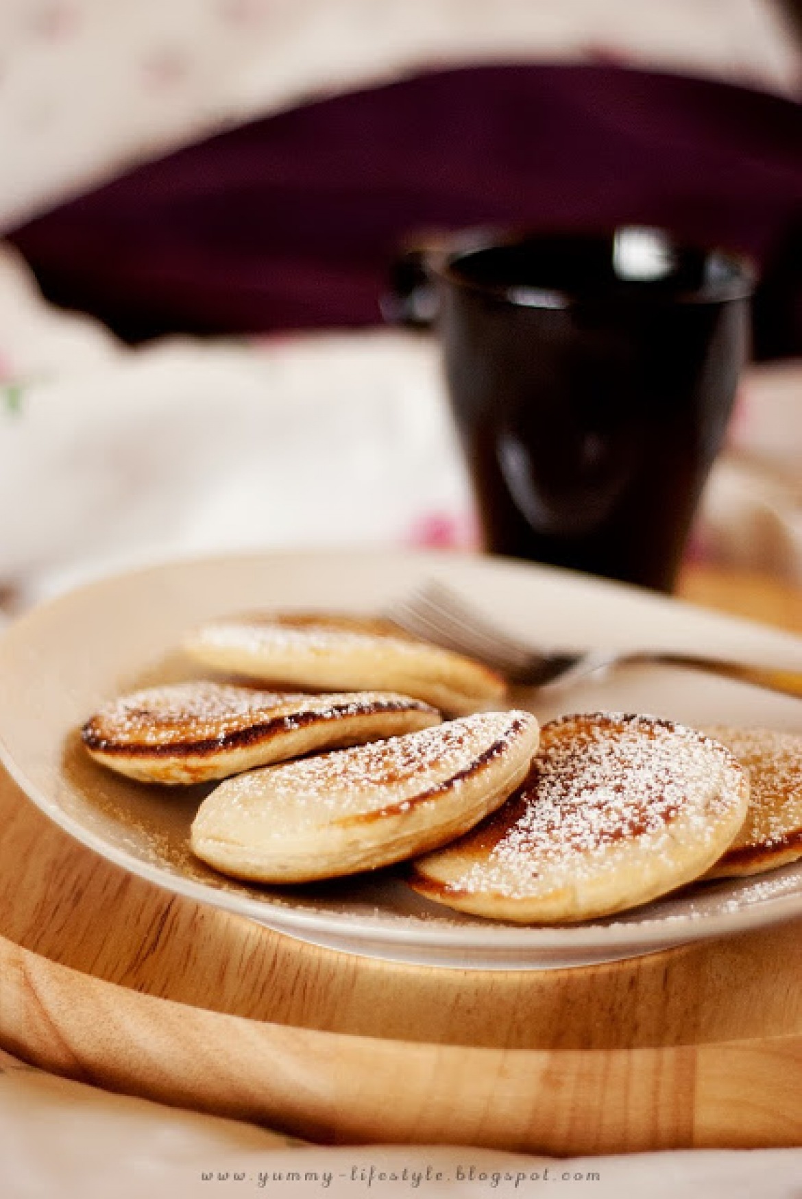 Yummy Lifestyle - Z uwielbienia dla jedzenia.: Bananowe pancakes. (9295)