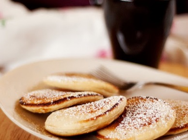 Yummy Lifestyle - Z uwielbienia dla jedzenia.: Bananowe pancakes. (9295)