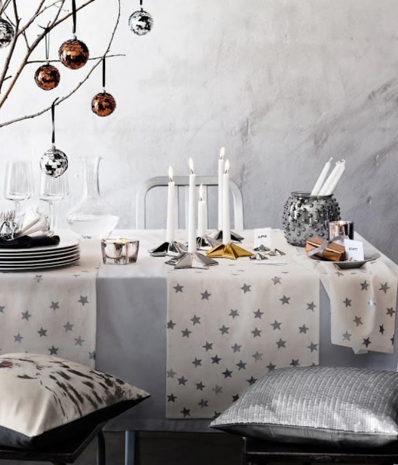 Świąteczna aranżacja stołu z gwiazdkami  w srebrnym kolorze (20661)