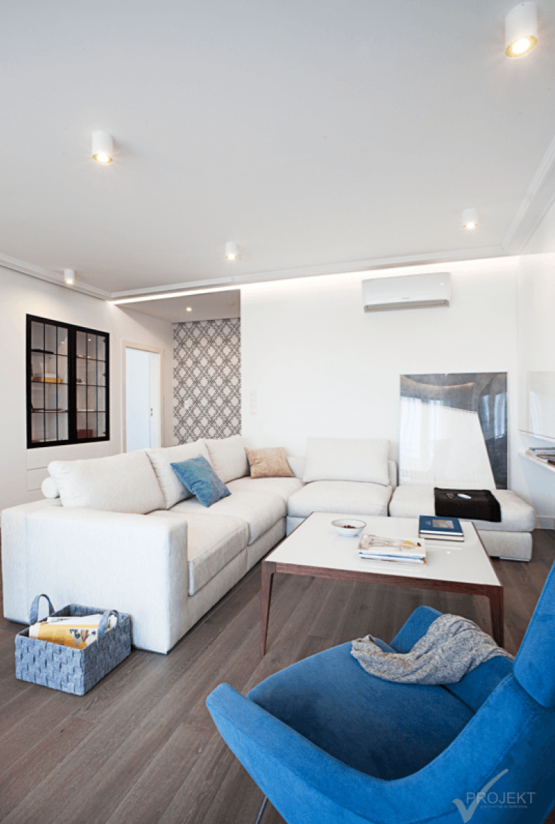 Cudowna aranżacja nowoczesnego apartamentu o pow. 120 m2 w bieli i orzeźwiającym błękicie! (38965)