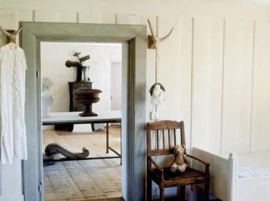 uroczy domek w Skandynawii w ciepłym, wiejskim stylu - farma w bardzo przytulnym wydaniu stylu vintage - patynowane meble i dekoracje tworzą niepowtarzalne...