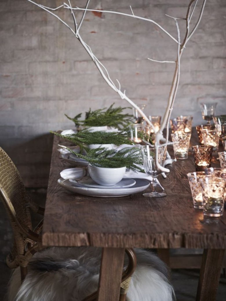 8 pomysłów, na rustykalną aranżację stołu - urok prostoty, naturalnych detali i symbioza z naturą zieleni, kwiatów i...