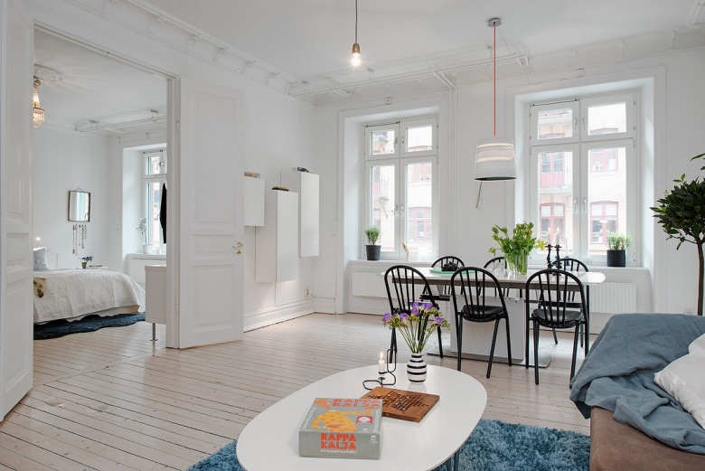 można rzec - klasyczne współczesne mieszkanie w stylu skandynawskim. W tym mieszkaniu skupiono wszystkie elementy...