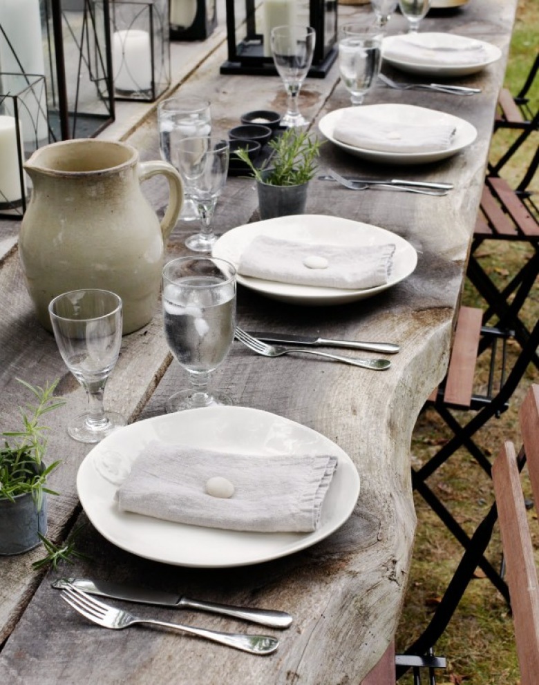 7 pomysłów, na rustykalną aranżację stołu - urok prostoty, naturalnych detali i symbioza z naturą zieleni, kwiatów i...