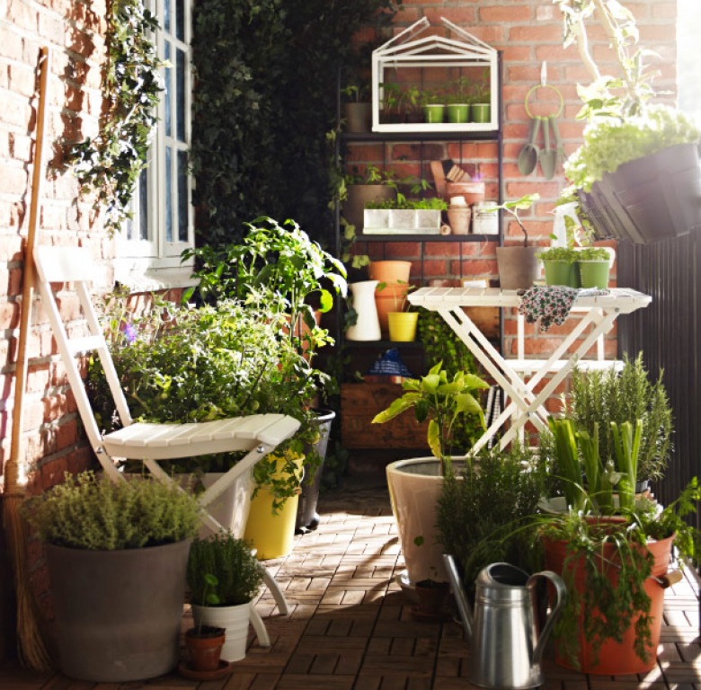 Bądź gotowy na wiosnę, czyli najświeższe pomysły na wystrój tarasów, balkonów i ogródków z katalogu IKEA (32776)