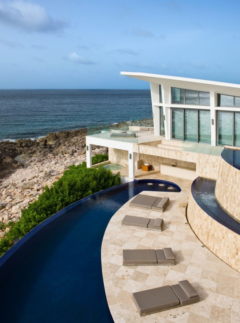 nowoczesna rezydencja nad oceanem - piękna architektura i ocean jak marzenie...
