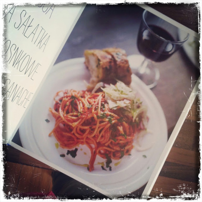 Yummy Lifestyle - Z uwielbienia dla jedzenia.: Spaghetti alla puttanesca. (9293)