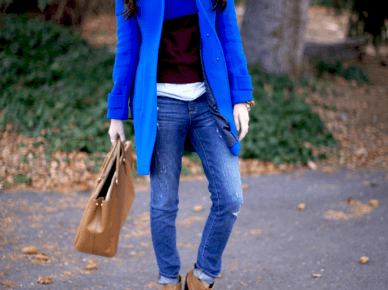 Niebieski płaszcz idealny do zamszowych butów (3633)