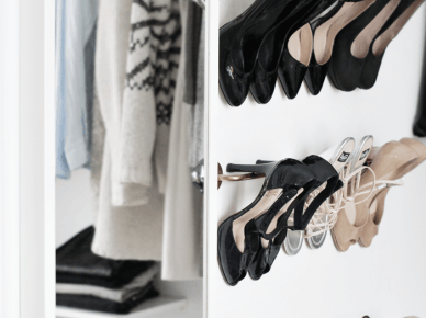 Pomysł na przechowywanie butów na drążkach na ścianach (21359)