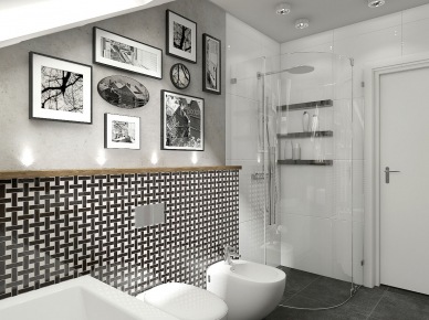 Półokragła szklana kabina z natryskiem w małej łazience z biało-czarną płytka na ścianie wykończoną drewnianą listwą (26032)