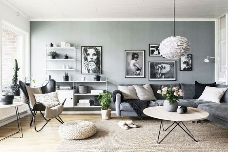 Aranżacja szarego przytulnego salonu w skandynawskim stylu (52677)